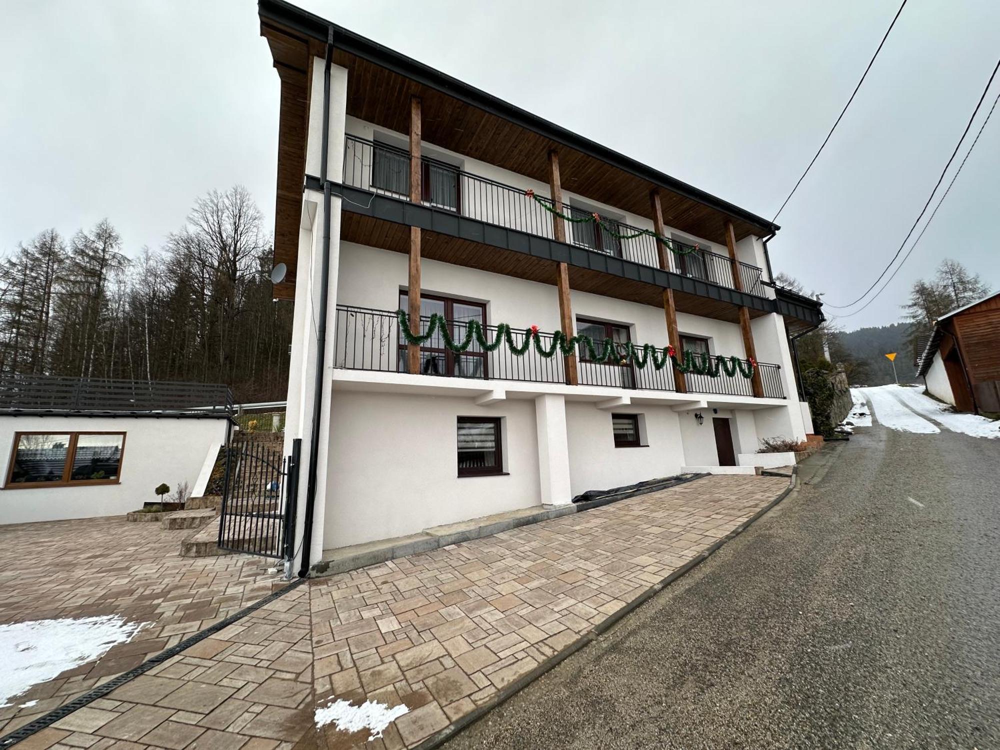 Pod Skalka Apartment